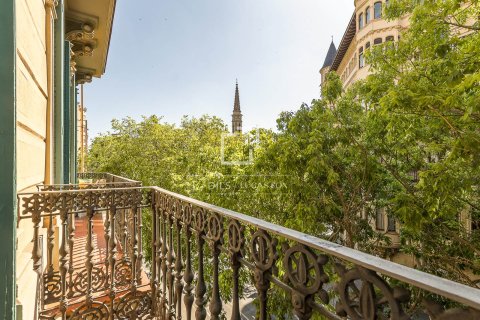 3 bedrooms apartment for sale in Barcelona, Catalonia, Spain № 4351 - photo 8