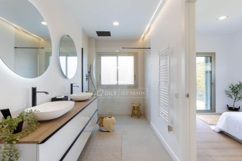 4 bedrooms villa for sale in Alella, Barcelona, Catalonia, Spain № 6528 - photo 17