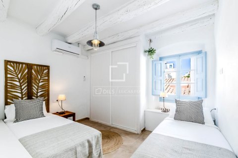 3 bedrooms villa for sale in Sitges, Barcelona, Catalonia, Spain № 6527 - photo 23