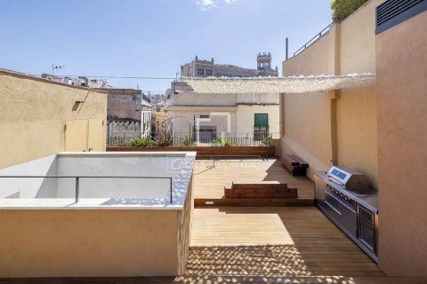 2 bedrooms apartment for sale in Barcelona, Catalonia, Spain № 4375 - photo 9
