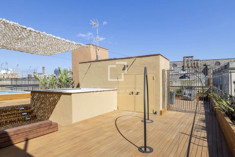 2 bedrooms apartment for sale in Barcelona, Catalonia, Spain № 4375 - photo 10