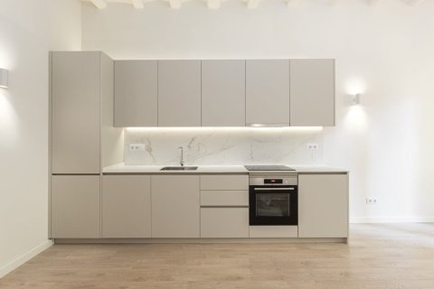 2 bedrooms apartment for sale in Barcelona, Catalonia, Spain № 3610 - photo 4