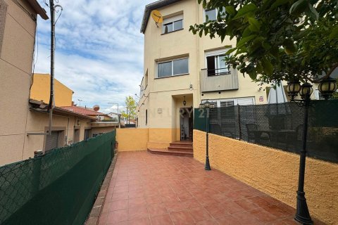4 bedrooms house for sale in Mollet Del Valles, Barcelona, Catalonia, Spain № 8435