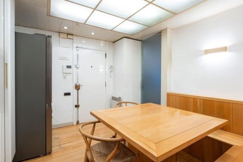 Купить квартиру в Барселона, Испания с 6 комнат, 273м², № 8439 - фото 15