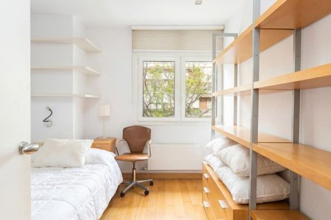 Купить квартиру в Барселона, Испания с 6 комнат, 273м², № 8439 - фото 28