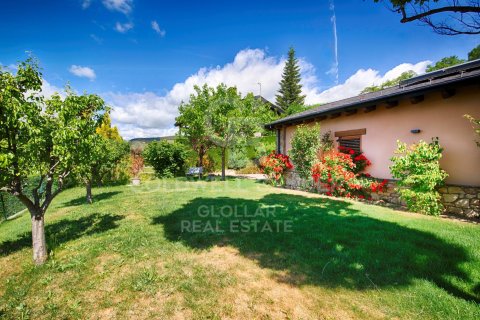 Сasa de 4 dormitorios en venta en Cataluña, Spain № 7673 - foto 25