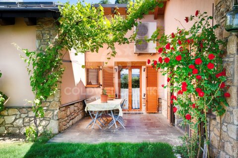 Сasa de 4 dormitorios en venta en Cataluña, Spain № 7673 - foto 24