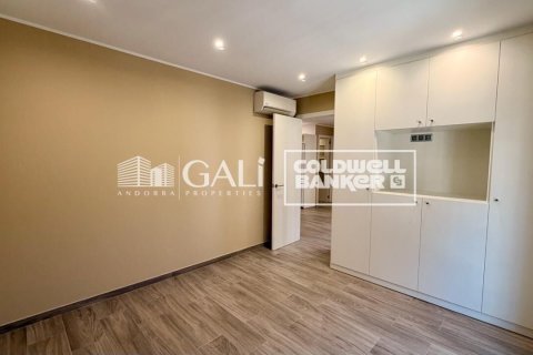 2 bedrooms apartment for sale in Principado De Andorra (Ninguna Poblacion Tiene C.P.), Lleida, Catalonia, Spain № 7672 - photo 11