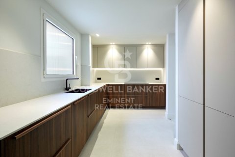 4 bedrooms penthouse for sale in Barcelona, Catalonia, Spain № 7671 - photo 11