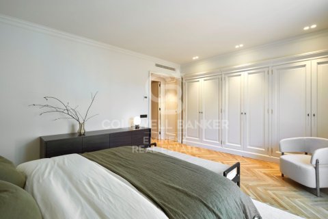 4 bedrooms penthouse for sale in Barcelona, Catalonia, Spain № 7671 - photo 24