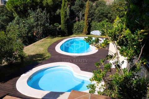 5 bedrooms villa for sale in Lloret de Mar, Girona, Catalonia, Spain № 1093 - photo 2