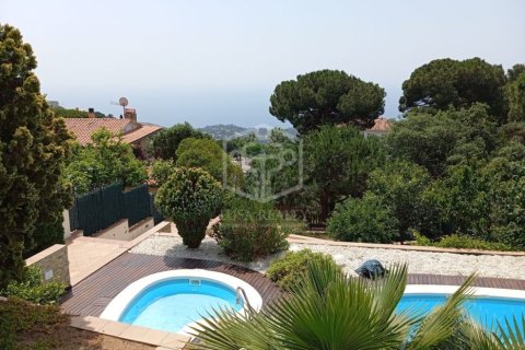 5 bedrooms villa for sale in Lloret de Mar, Girona, Catalonia, Spain № 1093 - photo 23