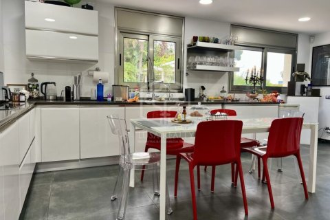Купить виллу в Ситжес, Испания с 4 спальни, 545м², № 1091 - фото 17