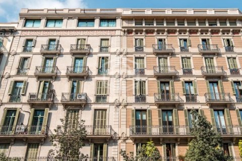 2350 sq.m. commercial property for sale in Barcelona, Catalonia, Spain № 1088