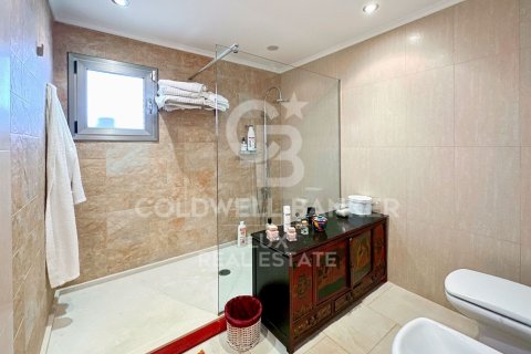 Купить дом в Вилажуйга, Испания с 5 спален, 500м², № 5947 - фото 23