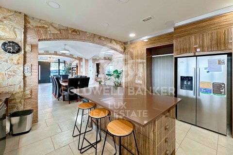Купить дом в Вилажуйга, Испания с 5 спален, 500м², № 5947 - фото 15