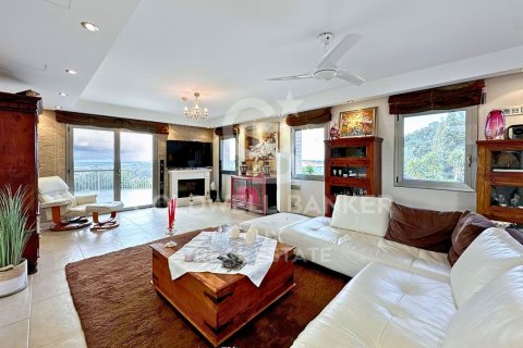 Купить дом в Вилажуйга, Испания с 5 спален, 500м², № 5947 - фото 6