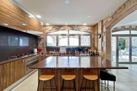 Купить дом в Вилажуйга, Испания с 5 спален, 500м², № 5947 - фото 13