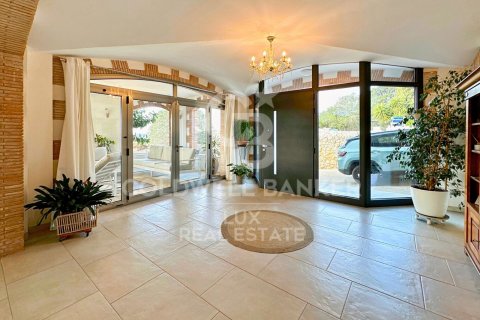 Купить дом в Вилажуйга, Испания с 5 спален, 500м², № 5947 - фото 16