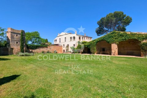 6 bedrooms house for sale in Garrigas, Girona, Catalonia, Spain № 5949