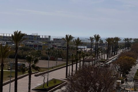 Apartamento de 3 dormitorios en venta en Calafell, Tarragona, Cataluña, Spain № 7286 - foto 30