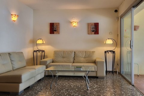Apartamento de 3 dormitorios en venta en Cataluña, Spain № 7287 - foto 12