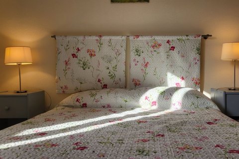 Apartamento de 3 dormitorios en venta en Cataluña, Spain № 7287 - foto 25