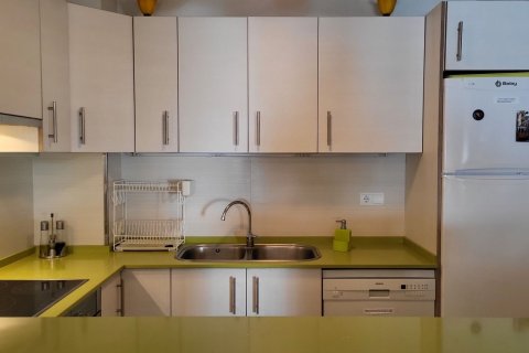 Apartamento de 3 dormitorios en venta en Cataluña, Spain № 7287 - foto 4