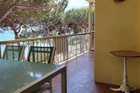 Apartamento de 3 dormitorios en venta en Cataluña, Spain № 7287 - foto 15