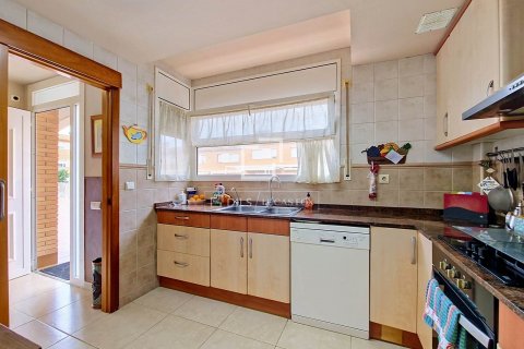 3 bedrooms villa for sale in Cubelles, Barcelona, Catalonia, Spain № 8730 - photo 7