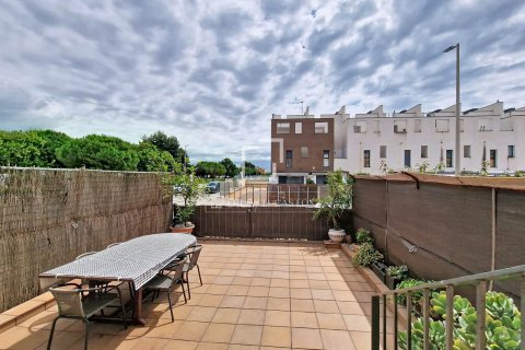3 bedrooms villa for sale in Cubelles, Barcelona, Catalonia, Spain № 8730 - photo 16