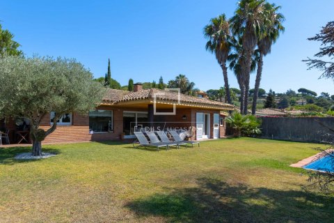 4 bedrooms villa for sale in Sant Vicenc De Montalt, Barcelona, Catalonia, Spain № 8735 - photo 28