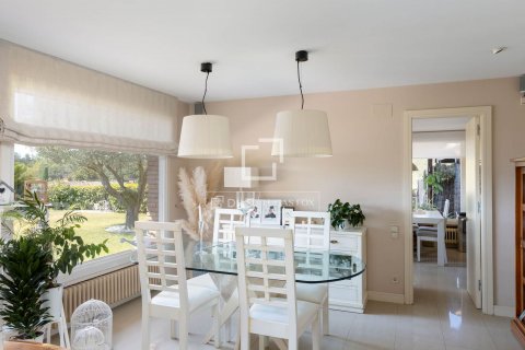 4 bedrooms villa for sale in Sant Vicenc De Montalt, Barcelona, Catalonia, Spain № 8735 - photo 12