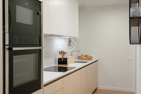2 bedrooms apartment for sale in Barcelona, Catalonia, Spain № 8728 - photo 15
