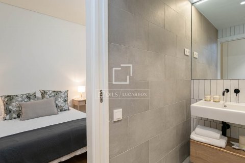 2 bedrooms apartment for sale in Barcelona, Catalonia, Spain № 8728 - photo 25