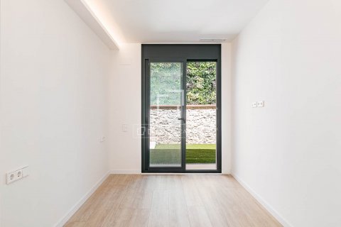 2 bedrooms apartment for sale in Barcelona, Catalonia, Spain № 8727 - photo 15