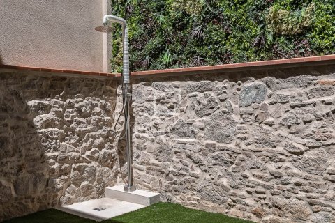 2 bedrooms apartment for sale in Barcelona, Catalonia, Spain № 8727 - photo 22
