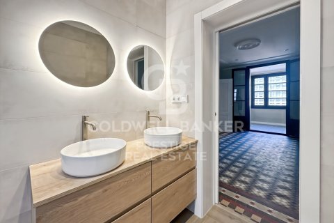 Купить квартиру в Барселона, Испания с 3 спальни, 160м², № 5827 - фото 12