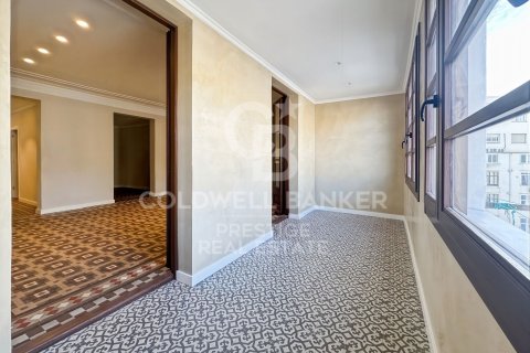 Купить квартиру в Барселона, Испания с 3 спальни, 160м², № 5827 - фото 3
