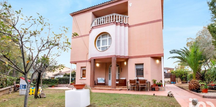 6 bedrooms house for sale in Sant Cugat Del Valles, Barcelona, Catalonia, Spain № 5001