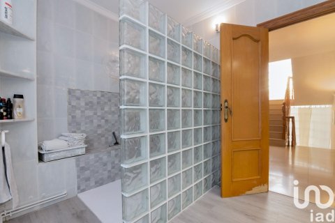 6 bedrooms house for sale in Sant Cugat Del Valles, Barcelona, Catalonia, Spain № 5001 - photo 17