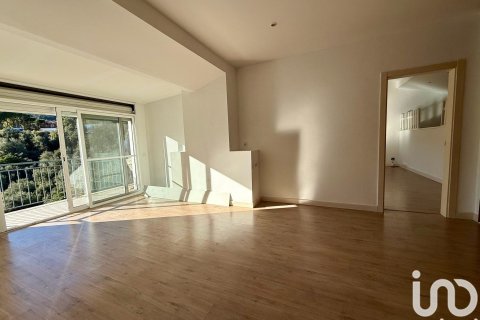 Сasa de 4 dormitorios en venta en Arenys de Munt, Barcelona, Cataluña, Spain № 4996 - foto 16