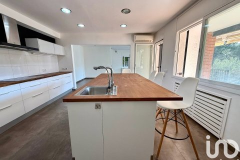 Сasa de 4 dormitorios en venta en Arenys de Munt, Barcelona, Cataluña, Spain № 4996 - foto 12