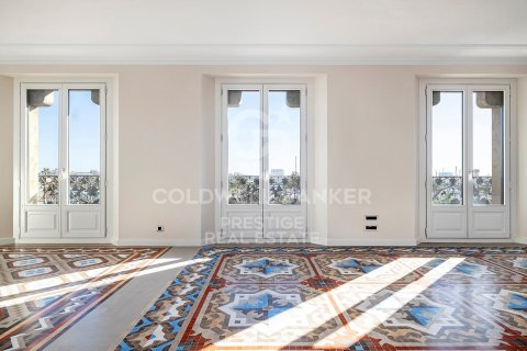 3 bedrooms apartment for sale in Barcelona, Catalonia, Spain № 5749 - photo 10