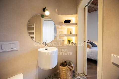 2 bedrooms apartment for sale in Barcelona, Catalonia, Spain № 5404 - photo 11