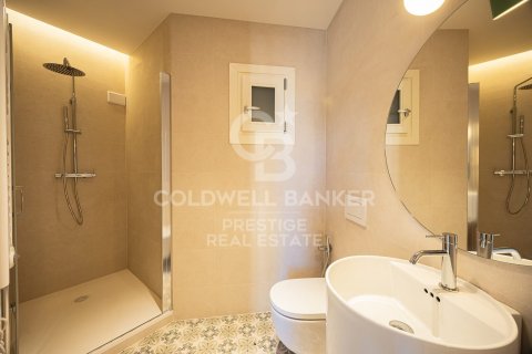 2 bedrooms apartment for sale in Barcelona, Catalonia, Spain № 5404 - photo 13