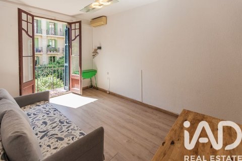 Apartamento de 4 dormitorios en venta en Barcelona, Cataluña, Spain № 7342 - foto 6