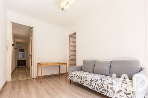 Apartamento de 4 dormitorios en venta en Barcelona, Cataluña, Spain № 7342 - foto 28