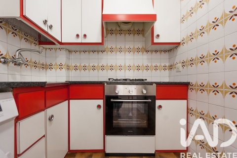 Apartamento de 4 dormitorios en venta en Barcelona, Cataluña, Spain № 7342 - foto 10