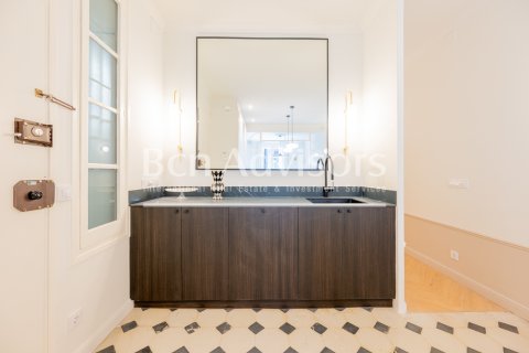 2 bedrooms apartment for sale in Barcelona, Catalonia, Spain № 2889 - photo 19
